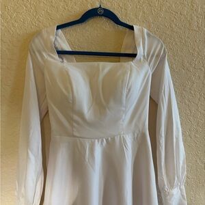 Elegant White Long Sleeve Dress